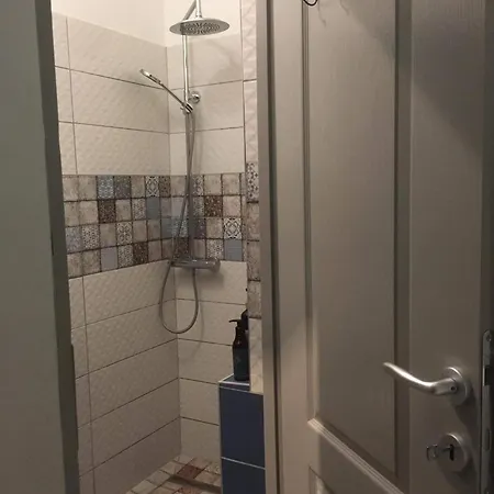 Theodor Tomaj 3bdr Ac Garden Terrace בית נופש בדקסוניטומאי